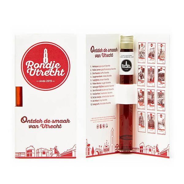 Miniatuur Rondje Utrecht likorette Miniatuur Rondje Utrecht likorette likeur Werkspoor Spoorpunt,
Makke Jannen Kastanje,
Sint Maarten Koffie,
Leugenaarsbank Mokka,
Gerrit Rietveld Beukennoot,
Cupfighters Kersen,
De Inktpot Drop,
Oudegracht Chocolade,
Piekenkermis Nougat,
Verborgen RijkDOM Karamel,
Vrolijke noot Hazelnoot,
De Zes Vaatjes Crème Brulée
Fijn-Proeverij
Rondje Nederland