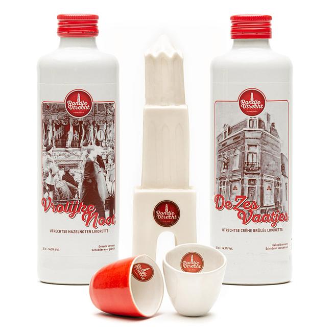 2 Flessen likorette cadeaupakket + 2 keramieken likeur glaasjes + keramieken Domtoren